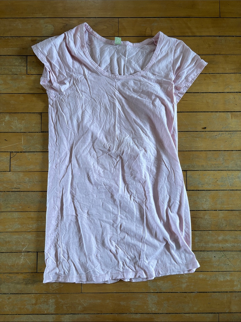 EUC Women’s Light Pink Short Sleeve Scoop Neck Sleep Top